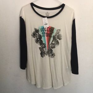 Volcom Stone cream with black sleeves